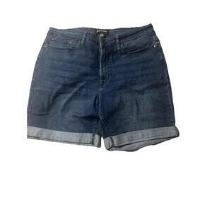 DNKY Denim Blue Jean Womens Shorts Rolled Cuffs  Size 12. BQ